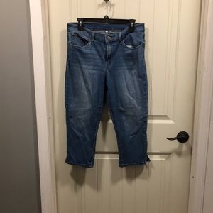Levi Strauss Capris 10